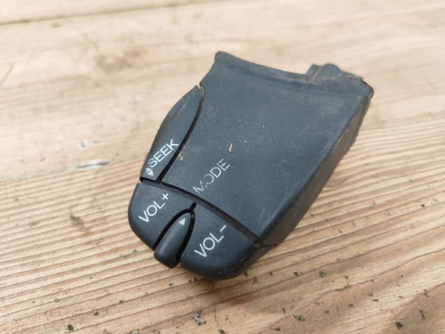 bontott FORD MONDEO III Rádió / CD Kapcsoló