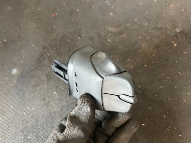 bontott FORD MONDEO III Rádió / CD Kapcsoló