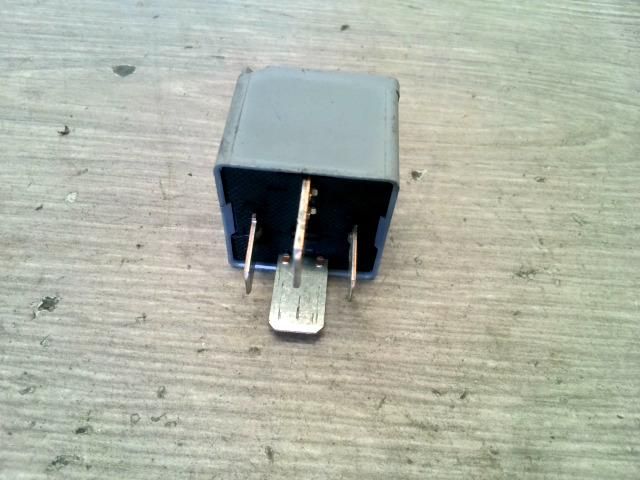 bontott FORD MONDEO III Relé