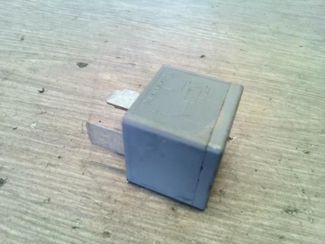 bontott FORD MONDEO III Relé