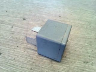 bontott FORD MONDEO III Relé