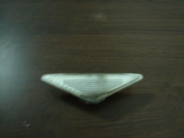 bontott FORD MONDEO III Sárvédő Irányjelző (Pozíciófüggetlen)