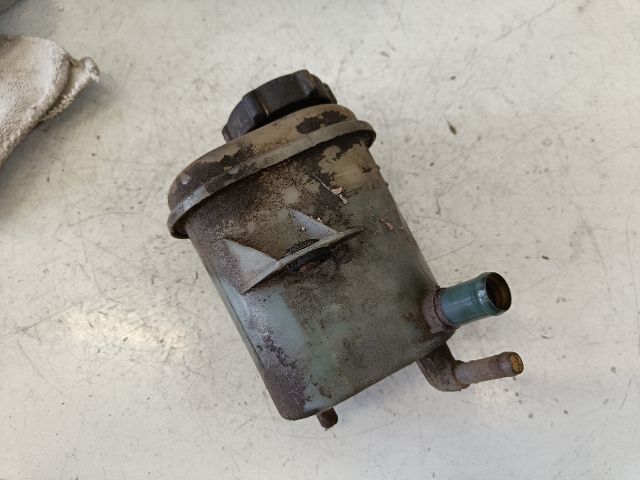 bontott FORD MONDEO III Szervóolaj Tartály