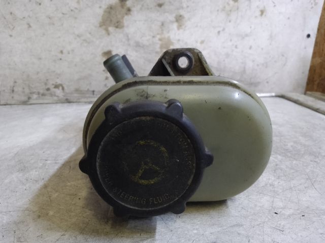 bontott FORD MONDEO III Szervóolaj Tartály