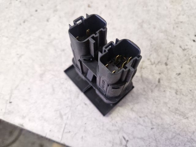 bontott FORD MONDEO III Ülésfűtés Kapcsoló Pár