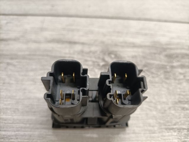 bontott FORD MONDEO III Ülésfűtés Kapcsoló Pár