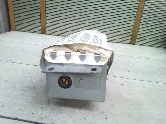 bontott FORD MONDEO III Utasoldali Légzsák