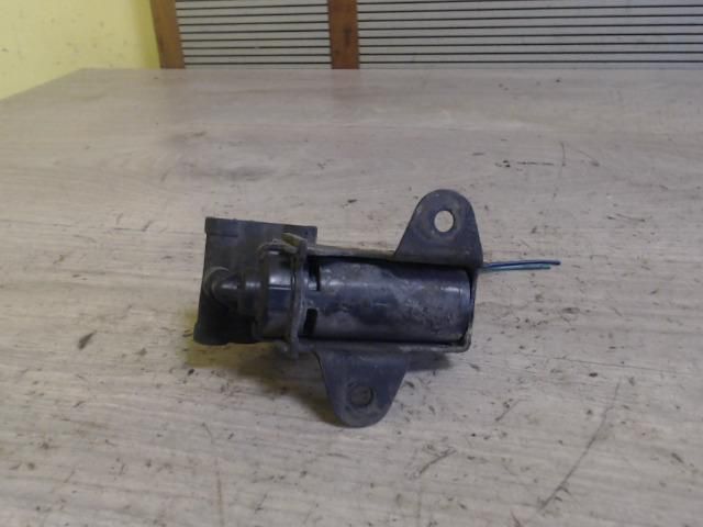 bontott FORD MONDEO III Vákum Szelep