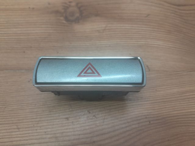 bontott FORD MONDEO III Vészvillogó Kapcsoló