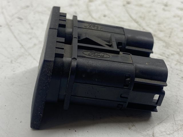 bontott FORD MONDEO III Vészvillogó Kapcsoló