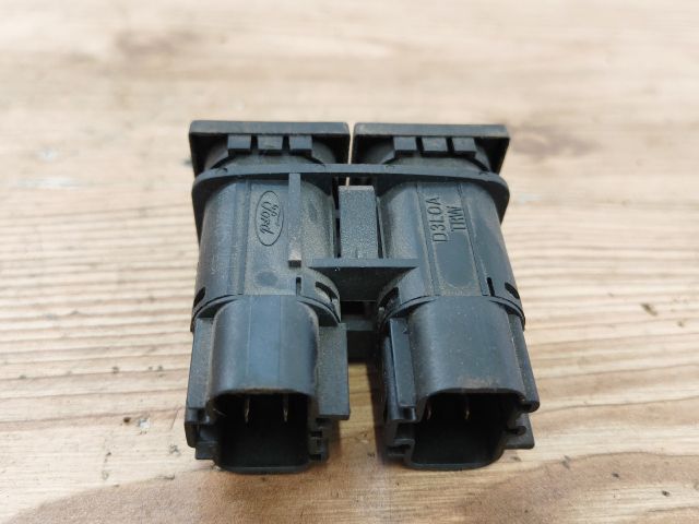 bontott FORD MONDEO III Vészvillogó Kapcsoló