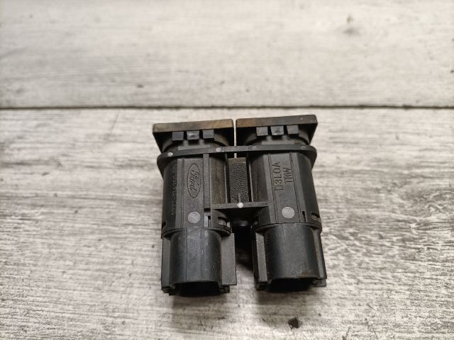 bontott FORD MONDEO III Vészvillogó Kapcsoló