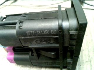 bontott FORD MONDEO III Vészvillogó Kapcsoló