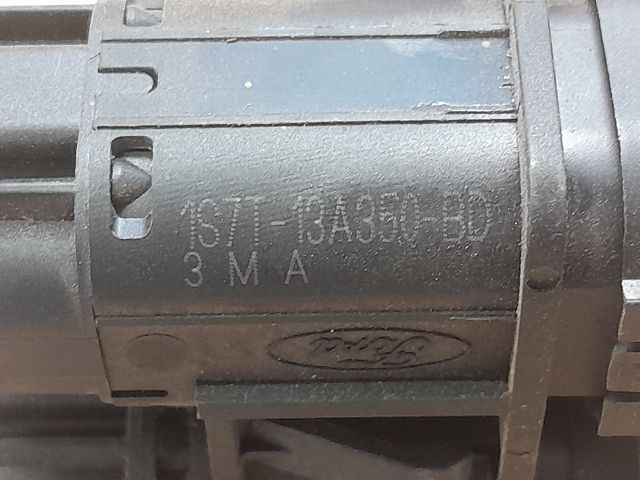 bontott FORD MONDEO III Vészvillogó Kapcsoló