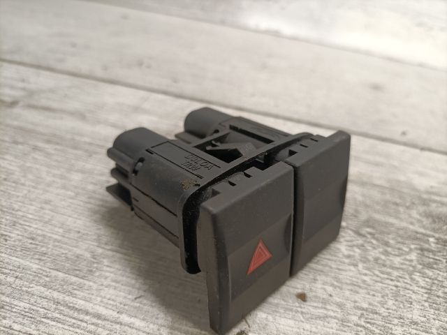 bontott FORD MONDEO III Vészvillogó Kapcsoló