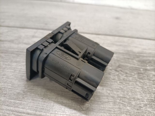 bontott FORD MONDEO III Vészvillogó Kapcsoló