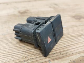 bontott FORD MONDEO III Vészvillogó Kapcsoló