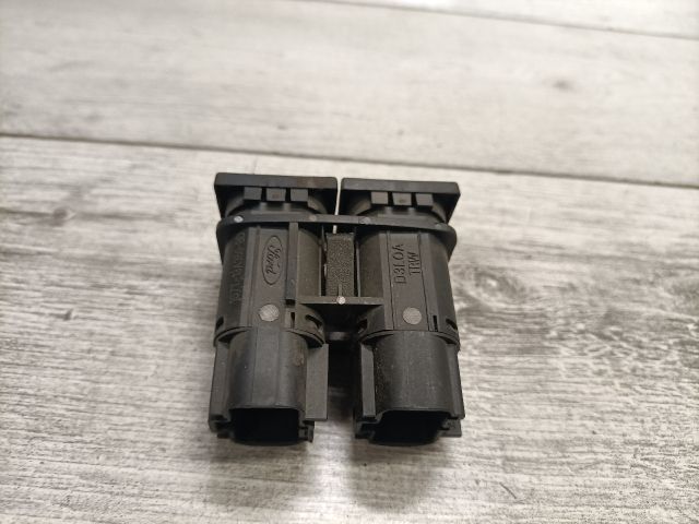 bontott FORD MONDEO III Vészvillogó Kapcsoló