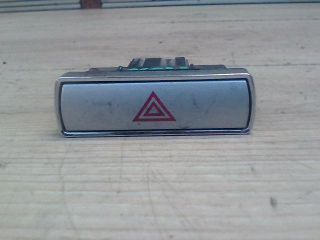 bontott FORD MONDEO III Vészvillogó Kapcsoló