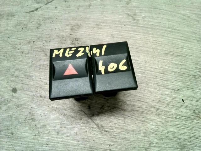 bontott FORD MONDEO III Vészvillogó Kapcsoló