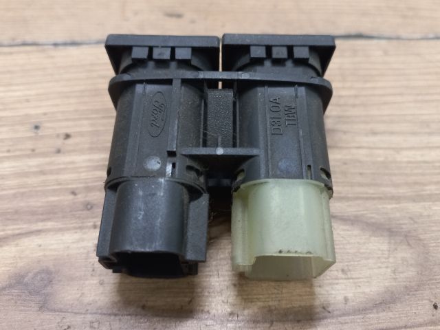 bontott FORD MONDEO III Vészvillogó Kapcsoló