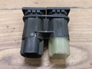 bontott FORD MONDEO III Vészvillogó Kapcsoló