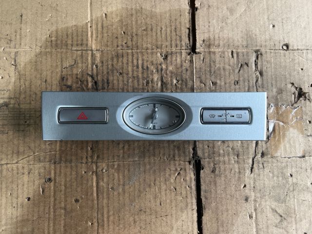 bontott FORD MONDEO III Vészvillogó Kapcsoló