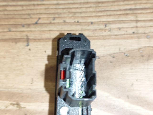 bontott FORD MONDEO III Vészvillogó Kapcsoló