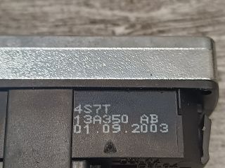 bontott FORD MONDEO III Vészvillogó Kapcsoló