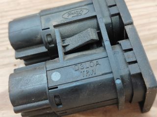 bontott FORD MONDEO III Vészvillogó Kapcsoló