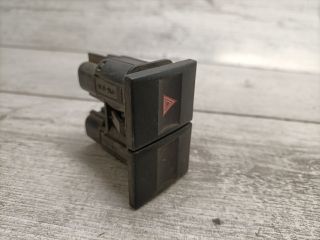 bontott FORD MONDEO III Vészvillogó Kapcsoló