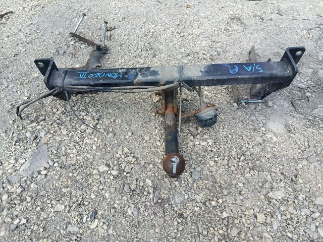 bontott FORD MONDEO III Vonóhorog