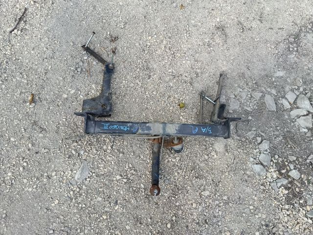 bontott FORD MONDEO III Vonóhorog