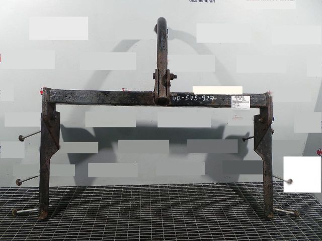 bontott FORD MONDEO III Vonóhorog