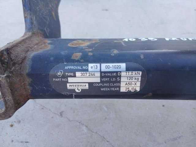 bontott FORD MONDEO III Vonóhorog