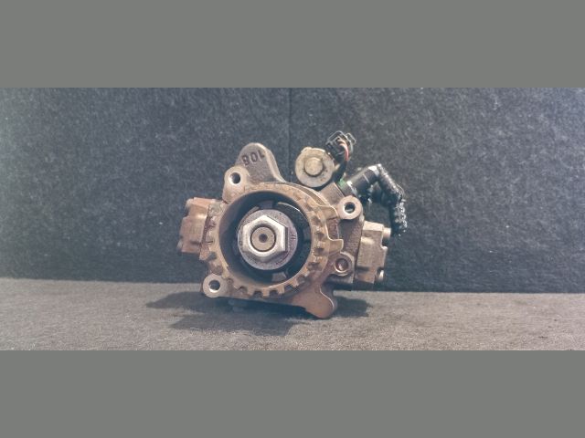 bontott FORD MONDEO IV Adagoló