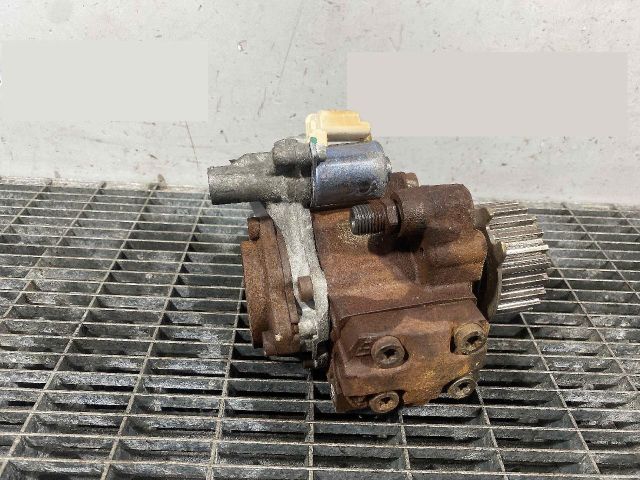 bontott FORD MONDEO IV Nagynyomású Szivattyú