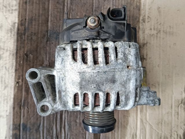 bontott FORD MONDEO IV Generátor