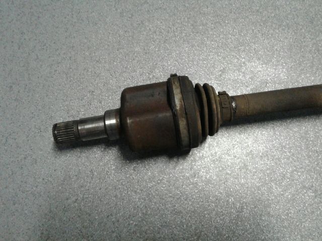 bontott FORD MONDEO IV Bal Féltengely