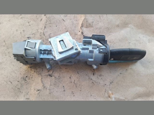 bontott FORD MONDEO IV Gyújtáskapcsoló Házzal