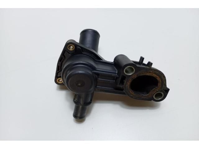 bontott FORD MONDEO IV Hengerfej Vízkivezető