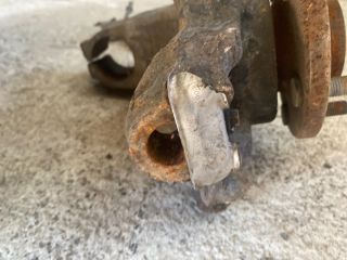 bontott FORD MONDEO IV Jobb első Csonkállvány