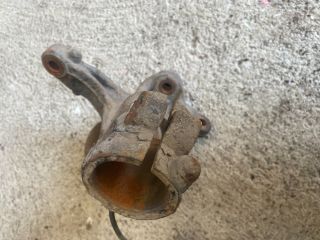 bontott FORD MONDEO IV Jobb első Csonkállvány