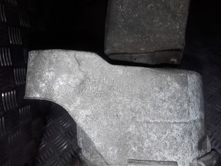 bontott FORD MONDEO IV Motor Tartó Bak Jobb