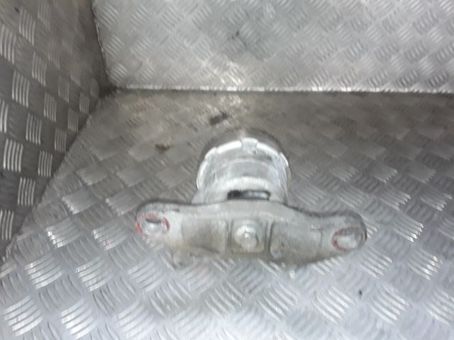 bontott FORD MONDEO IV Motor Tartó Bak Jobb