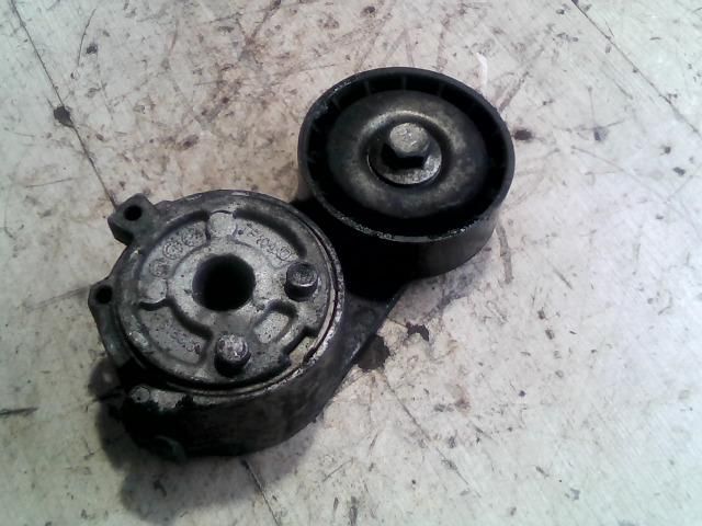 bontott FORD MONDEO IV Szíjfeszítő Görgő