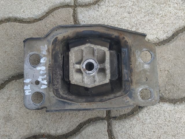 bontott FORD MONDEO IV Váltó Tartó Bak (Pozíciófüggetlen)