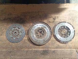 bontott FORD MONDEO IV Kettős tömegű Lendkerék