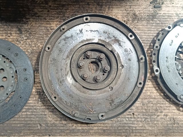 bontott FORD MONDEO IV Kettős tömegű Lendkerék