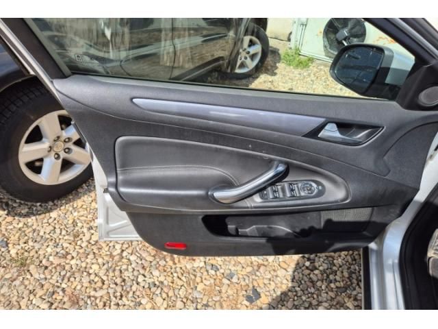 bontott FORD MONDEO IV ABS Kocka